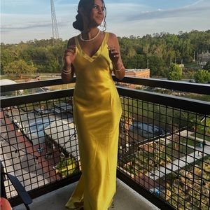 Yellow “how to lose a guy in 10 days dress”